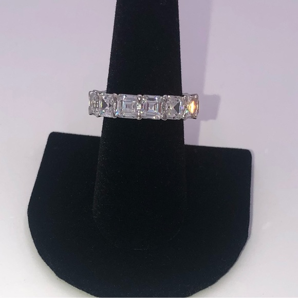 10ct Asscher Eternity Band - Picture 8 of 11